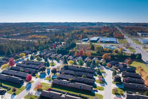 Tiny photo for 911 S Hammond Place, Traverse City, MI 49686 (MLS # 1952066)