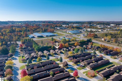 Tiny photo for 911 S Hammond Place, Traverse City, MI 49686 (MLS # 1952066)
