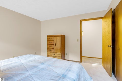 Tiny photo for 911 S Hammond Place, Traverse City, MI 49686 (MLS # 1952066)