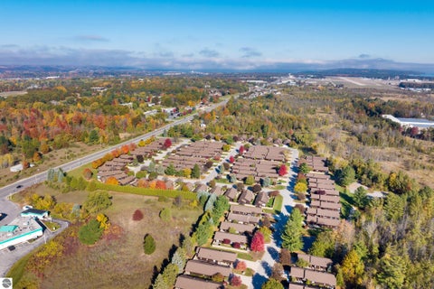 Tiny photo for 911 S Hammond Place, Traverse City, MI 49686 (MLS # 1952066)