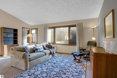 Tiny photo for 911 S Hammond Place, Traverse City, MI 49686 (MLS # 1952066)