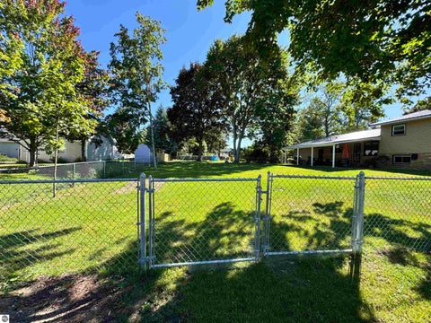 Tiny photo for 401 Orchard Avenue, Clare, MI 48617 (MLS # 1950453)