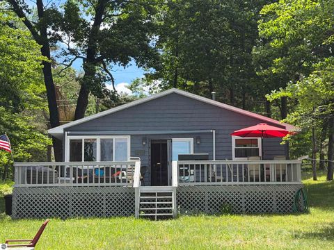 Photo of 11180 Alpine Drive, Lake, MI 48632 (MLS # 1947013)