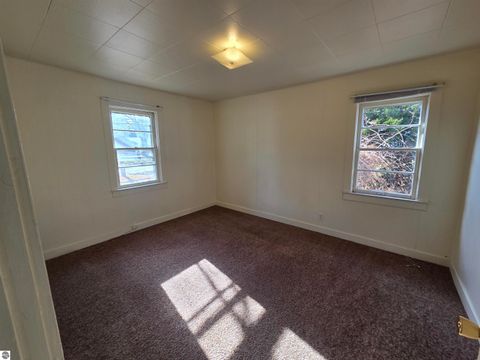 Tiny photo for 517 E Bennett Avenue, Mt Pleasant, MI 48858 (MLS # 1940880)