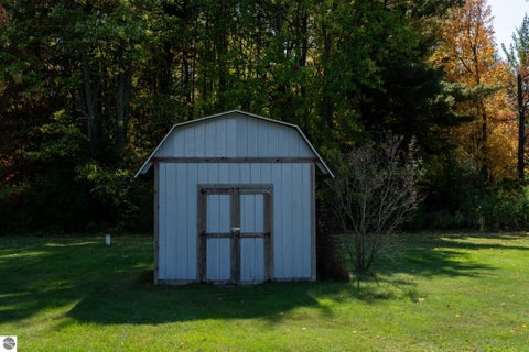 Tiny photo for 8476 E Pickard Road, Mt Pleasant, MI 48858 (MLS # 1951498)