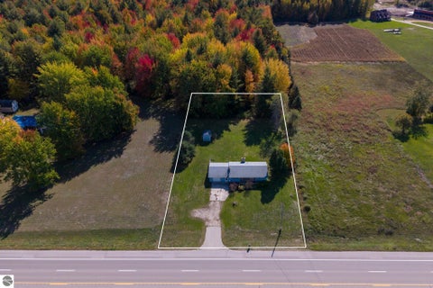 Tiny photo for 8476 E Pickard Road, Mt Pleasant, MI 48858 (MLS # 1951498)