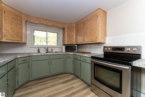 Tiny photo for 8476 E Pickard Road, Mt Pleasant, MI 48858 (MLS # 1951498)