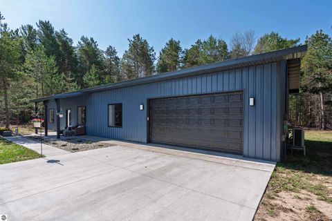 Tiny photo for 7980 Springwater Drive, Rapid City, MI 49676 (MLS # 1944438)