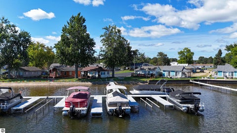 Tiny photo for 6276 W Houghton Lake Drive #unit 2, Houghton Lake, MI 48629 (MLS # 1950674)