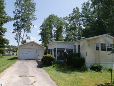 Tiny photo for 2539 Highland Trail, West Branch, MI 48661 (MLS # 1948396)