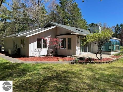 Tiny photo for 1095 E Lincoln Street, East Tawas, MI 48730 (MLS # 1945583)