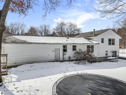 Tiny photo for 8320 W Whispering Pine Circle, Lake City, MI 49651 (MLS # 1942339)