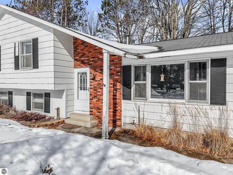 Tiny photo for 8320 W Whispering Pine Circle, Lake City, MI 49651 (MLS # 1942339)