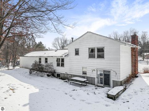 Tiny photo for 8320 W Whispering Pine Circle, Lake City, MI 49651 (MLS # 1942339)