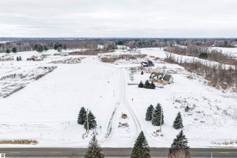 Tiny photo for 6702 Links Drive, Mt Pleasant, MI 48858 (MLS # 1942067)