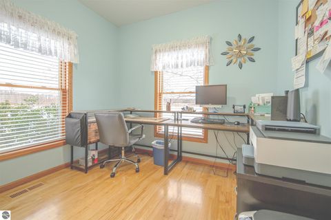 Tiny photo for 6702 Links Drive, Mt Pleasant, MI 48858 (MLS # 1942067)