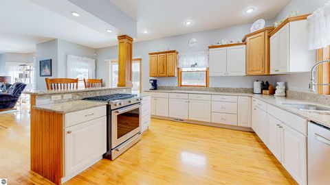 Tiny photo for 6702 Links Drive, Mt Pleasant, MI 48858 (MLS # 1942067)