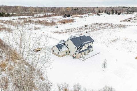 Tiny photo for 6702 Links Drive, Mt Pleasant, MI 48858 (MLS # 1942067)