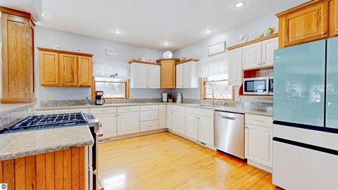 Tiny photo for 6702 Links Drive, Mt Pleasant, MI 48858 (MLS # 1942067)