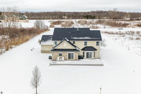 Tiny photo for 6702 Links Drive, Mt Pleasant, MI 48858 (MLS # 1942067)