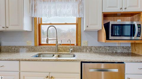 Tiny photo for 6702 Links Drive, Mt Pleasant, MI 48858 (MLS # 1942067)