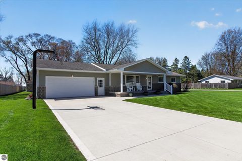 Tiny photo for 402 Second Street, Breckenridge, MI 48615 (MLS # 1944183)
