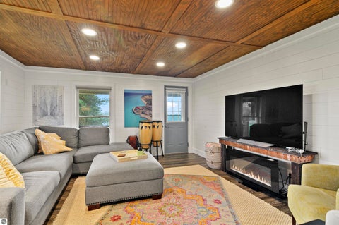 Tiny photo for 9649 E 48 Road, Cadillac, MI 49601 (MLS # 1950125)