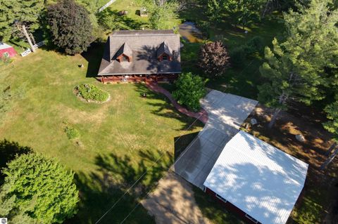 Tiny photo for 8100 Hodge Road, Kingsley, MI 49649 (MLS # 1946881)