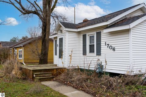 Tiny photo for 1706 W Michigan, Mt Pleasant, MI 48858 (MLS # 1941574)