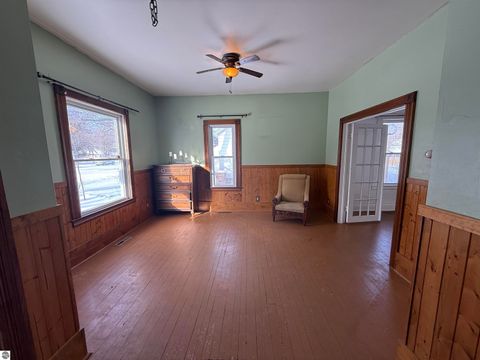Tiny photo for 310 N Kinney Avenue, Mt Pleasant, MI 48858 (MLS # 1942164)