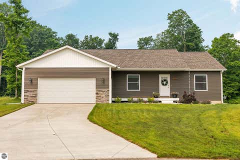 Tiny photo for 1432 Umber Drive, Traverse City, MI 49696 (MLS # 1948251)