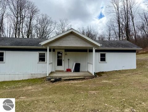 Tiny photo for 2888 Timberlane Road, Harrison, MI 48625 (MLS # 1943673)