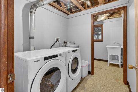 Tiny photo for 5383 N Rich Road, Alma, MI 48801 (MLS # 1943565)