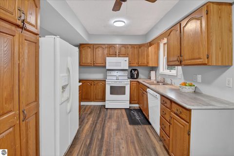 Tiny photo for 5383 N Rich Road, Alma, MI 48801 (MLS # 1943565)