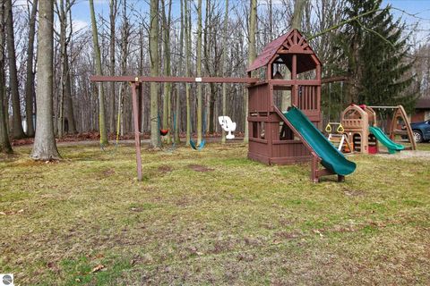 Tiny photo for 5383 N Rich Road, Alma, MI 48801 (MLS # 1943565)