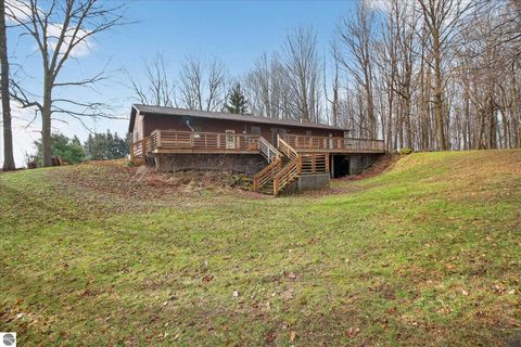 Tiny photo for 5383 N Rich Road, Alma, MI 48801 (MLS # 1943565)