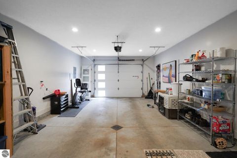 Tiny photo for 8906 Manhattan North #B, Traverse City, MI 49685 (MLS # 1941820)