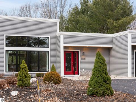 Tiny photo for 8906 Manhattan North #B, Traverse City, MI 49685 (MLS # 1941820)