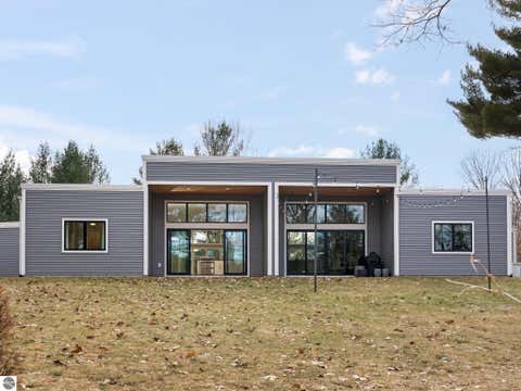 Tiny photo for 8906 Manhattan North #B, Traverse City, MI 49685 (MLS # 1941820)
