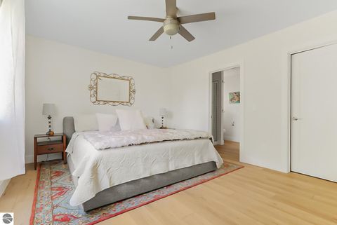 Tiny photo for 8906 Manhattan North #B, Traverse City, MI 49685 (MLS # 1941820)