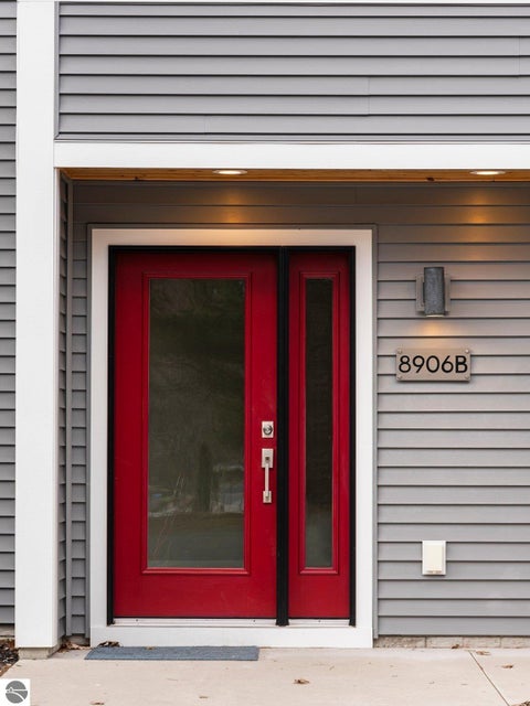 Tiny photo for 8906 Manhattan North #B, Traverse City, MI 49685 (MLS # 1941820)