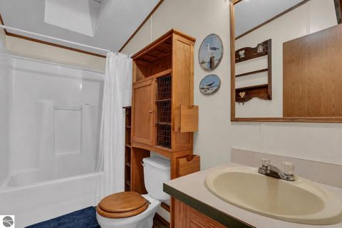 Tiny photo for 21513 23 Mile Road, Tustin, MI 49688 (MLS # 1945834)