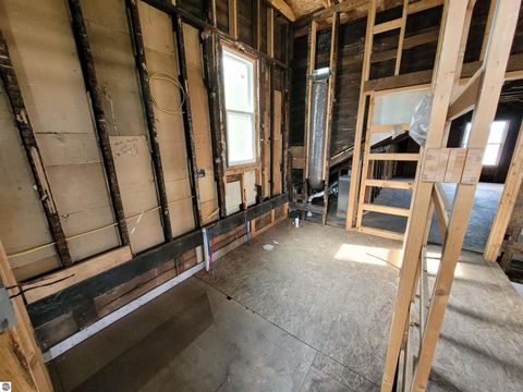 Tiny photo for 214 S Pine Street, St Louis, MI 48880 (MLS # 1942698)