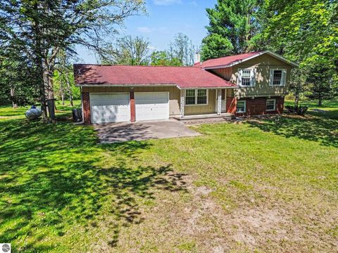 Tiny photo for 1860 S Jackson Avenue, Harrison, MI 48625 (MLS # 1945700)