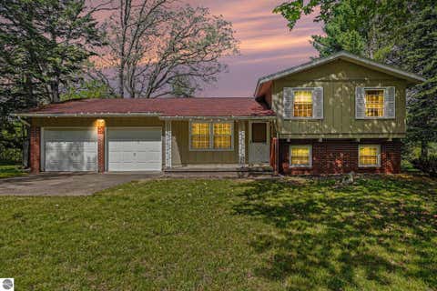 Tiny photo for 1860 S Jackson Avenue, Harrison, MI 48625 (MLS # 1945700)