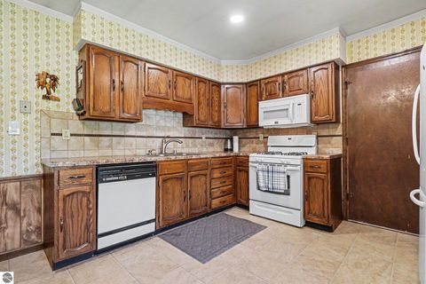 Tiny photo for 1860 S Jackson Avenue, Harrison, MI 48625 (MLS # 1945700)