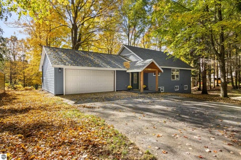 Tiny photo for 18411 Timberland Drive, Thompsonville, MI 49683 (MLS # 1951497)