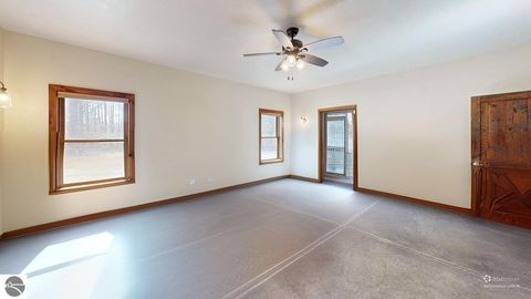 Tiny photo for 7765 N Summerton Road, Clare, MI 48617 (MLS # 1944257)
