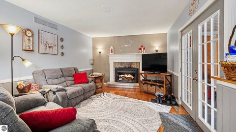 Tiny photo for 822 Highland, Mt Pleasant, MI 48858 (MLS # 1941945)