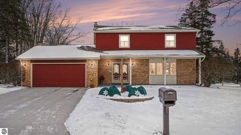 Tiny photo for 822 Highland, Mt Pleasant, MI 48858 (MLS # 1941945)